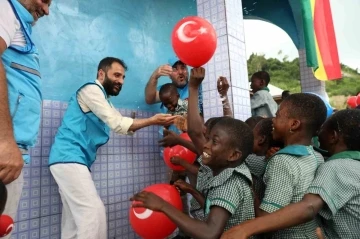 Türkiye Diyanet Vakfı’nın 2024 yılı vekaletle kurban programına ünlülerden destek
