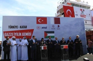 ’Türkiye-Katar Gazze İyilik Gemisi’ Mersin’den uğurlandı