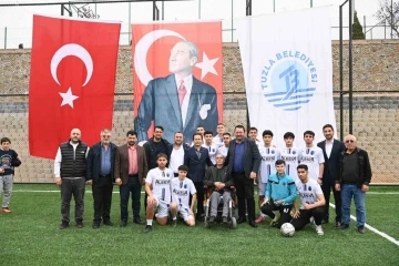 Tuzla Belediyesi, Tepeören Mahallesi’ne halı saha kazandırdı
