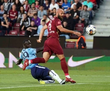 UEFA Avrupa Konferans Ligi: CFR Cluj: 1 - Adana Demirspor: 0 (İlk yarı)
