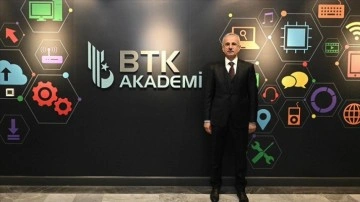 Ulaştırma ve Altyapı Bakanı Uraloğlu, BTK Akademi'yi ziyaret etti