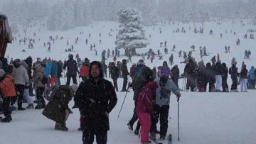 Uludağ'da pistler doldu taştı