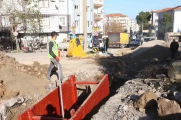 Ulutepe Caddesi’nin yağmur suyu hattında ilk kazma vuruldu
