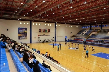 Üniversiteler Arası Voleybol Bölgesel Lig Müsabakaları ADÜ ev sahipliğinde başladı
