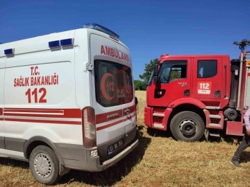 Uşak’ta traktörü kurtarmak isterken canından oldu
