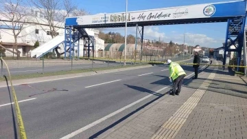 Üst geçidi kullanmayınca canından oldu
