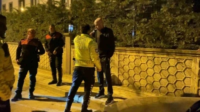 Bursa'da alkollü sürücüden polislere: Amerikan polisi misiniz?