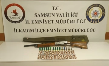 Uygulamaya takılan araçtan 272 sentetik ecza hap ele geçirildi
