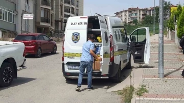 Uzman çavuş cam silerken 3. kattan düştü