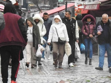 Uzun süredir beklenen yağış, Edirnelileri sevindirdi
