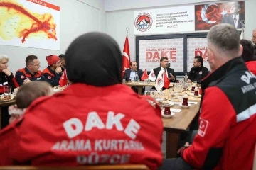 Vali Aslan’dan DAKE üyeleriyle bir araya geldi
