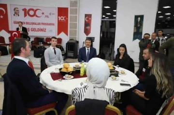 Vali Çelik: &quot;Hakkari güzel ama zor bir şehir&quot;
