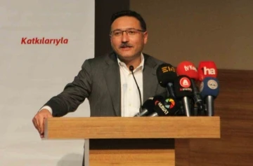 Vali Çiçek: &quot;Birçok masum gibi gördüğümüz şeylerin aslında hırsızlık olduğunu bu programlar sayesinde görüyoruz&quot;
