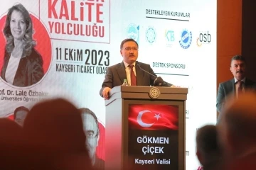 Vali Çiçek: &quot;Bu şehirde olmak başlı başına mücadeleyi gerektiriyor&quot;
