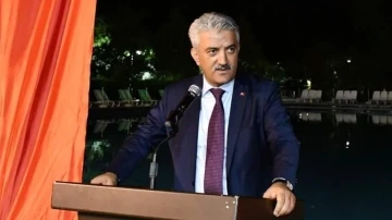 Vali Makas’tan evsizler için önemli çağrı: &quot;Kimse dışarıda kalmasın, lütfen bize bildirin&quot;
