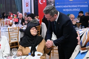 Vali Ünlü’den şehit aileleri onuruna iftar
