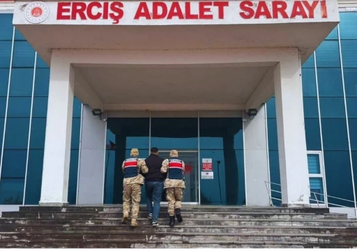 Van’da 11 düzensiz göçmen ile 2 organizatör yakalandı
