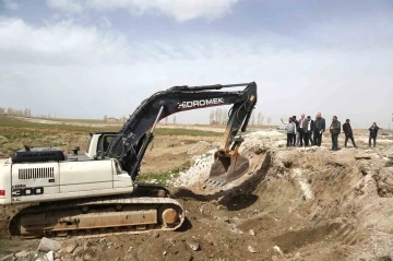 Van Gölü kıyı şeridi Tuşba Belediyesi ile cazibe merkezi haline geliyor
