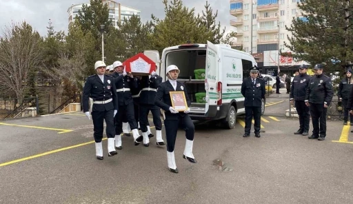 Vefat eden polis memuru törenle uğurlandı
