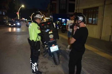 Vezirköprü polisinden şok uygulama
