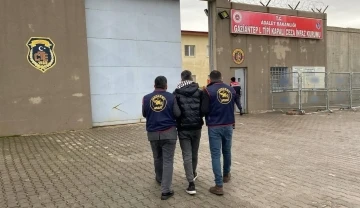 Yağma suçundan 18 yıl cezası bulunan firari yakalandı
