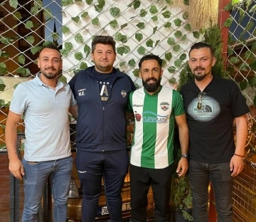 Yahyalıspor yeni transferleri ile bir araya geldi
