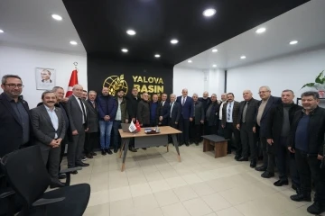 Yalova Basın Birliği’nin merkezi törenle açıldı.
