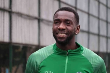 Yannick Bolasie: &quot;Çaykur Rizespor Süper Lig’e ait bir kulüptür&quot;
