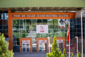 Yaşar Sevim ve Cemal Kütahya’nın adları hentbol salon ve tesisinde yaşayacak
