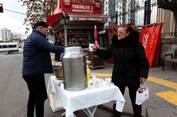 Yenimahalle Belediyesi’nden vatandaşa çorba ikramı
