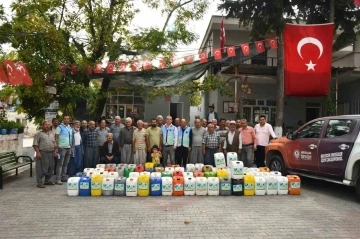 Yenişehir Belediyesi organik solucan gübresi dağıtımını sürdürüyor
