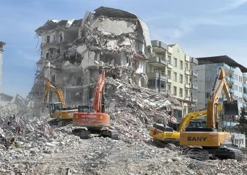    Yerinde görmek başka, televizyondan izlemek başka!