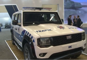 Yerli ve milli zırhlı polis aracı TULGA 4x4 SUV İDEF’te yoğun ilgi gördü
