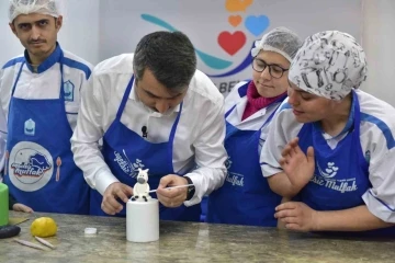 Bursa Yıldırım Belediyesi'nde engeller aşılıyor