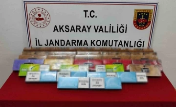 Yolcu otobüsünden kaçak sigara çıktı: 1 gözaltı
