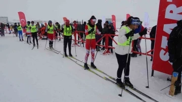 Yüksekova’da ‘Kayaklı Koşu Eleme Yarışması’ heyecanı
