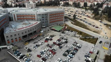 Yunus Emre Devlet Hastanesi’nin otopark kapasitesi 2 katına çıkarıldı
