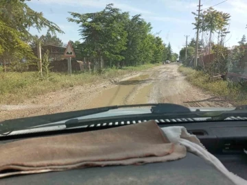 Yunus Emre’ye yakışmayan yollardan vatandaş şikayetçi
