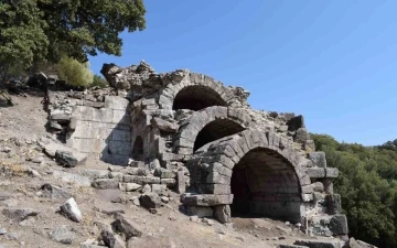 Yunusemre Aigai’deki kazı çalışmalarına bu yıl da destek verecek
