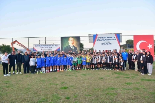 Yunusemre’de 29 Ekim Futbol Turnuvası tamamlandı
