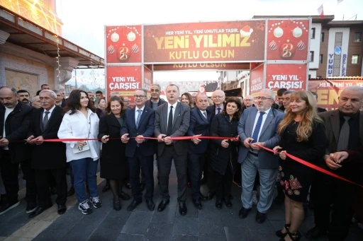 Yunusemre’de Yeni Yıl Çarşısı açıldı
