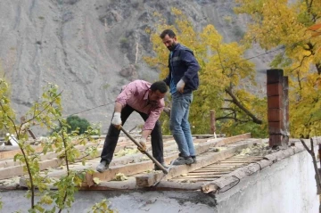 Yusufeli Barajı’nın kapakları kapatıldı, ilk sular altında kalacak köylerde telaş başladı
