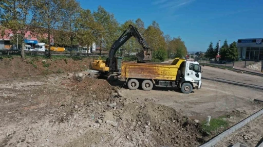 Yuvacık Sapağını rahatlatacak yol çalışması
