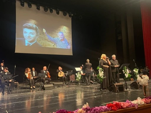 Zeki Müren doğum gününde özel bir konserle Bursa'da anıldı