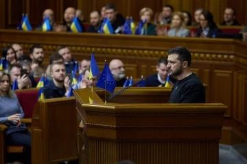 Zelenskiy: &quot;Bin 800 yerleşim yeri Rus işgalinden kurtarıldı&quot;
