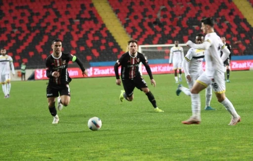 Ziraat Türkiye Kupası: Gaziantep FK: 1 - İstanbulspor: 0 (İlk yarı)