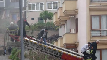 Zonguldak’ta yangın paniği, öğrenciler böyle kurtarıldı
