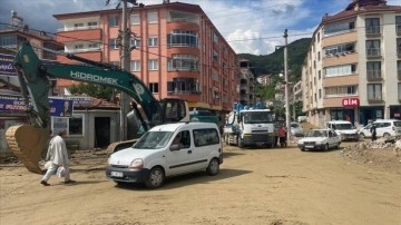 Zonguldak'ta selin yol açtığı hasar gideriliyor